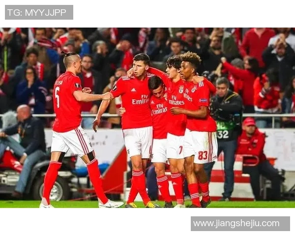 英超激战本菲卡逆转热刺帽子戏法引争议判罚全场沸腾