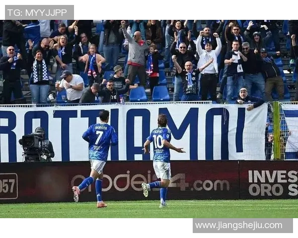 国王杯曼城逆转波尔图争议判罚引发全场热议与惊叹